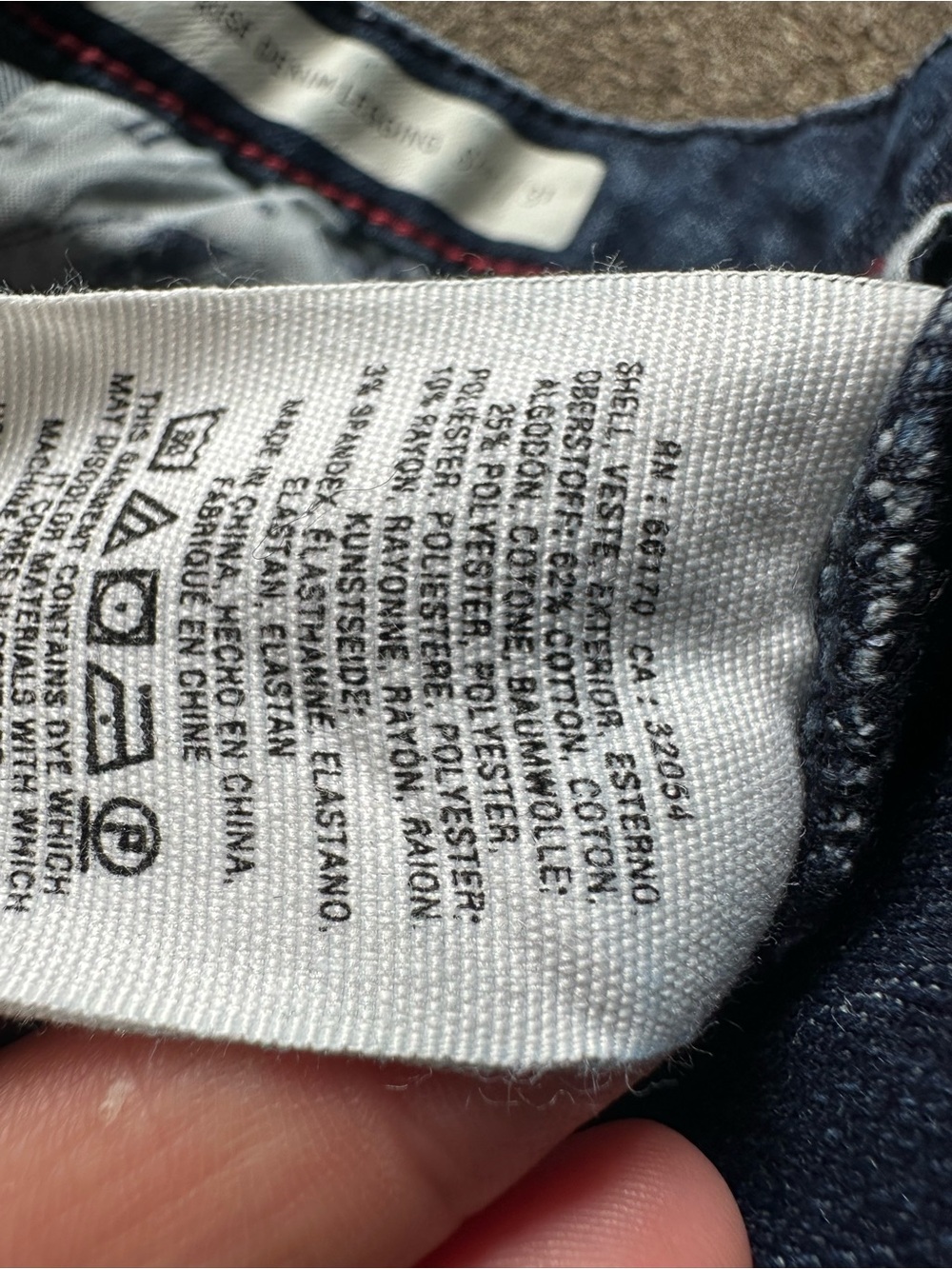 Anthropologie Pilcro High Rise Capri Denim Legging Jeans - Picture 4 of 9